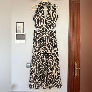 Elegant Black and Cream Halter Dress